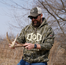 Load image into Gallery viewer, DOD Mossy Oak Bottomland Hoodie

